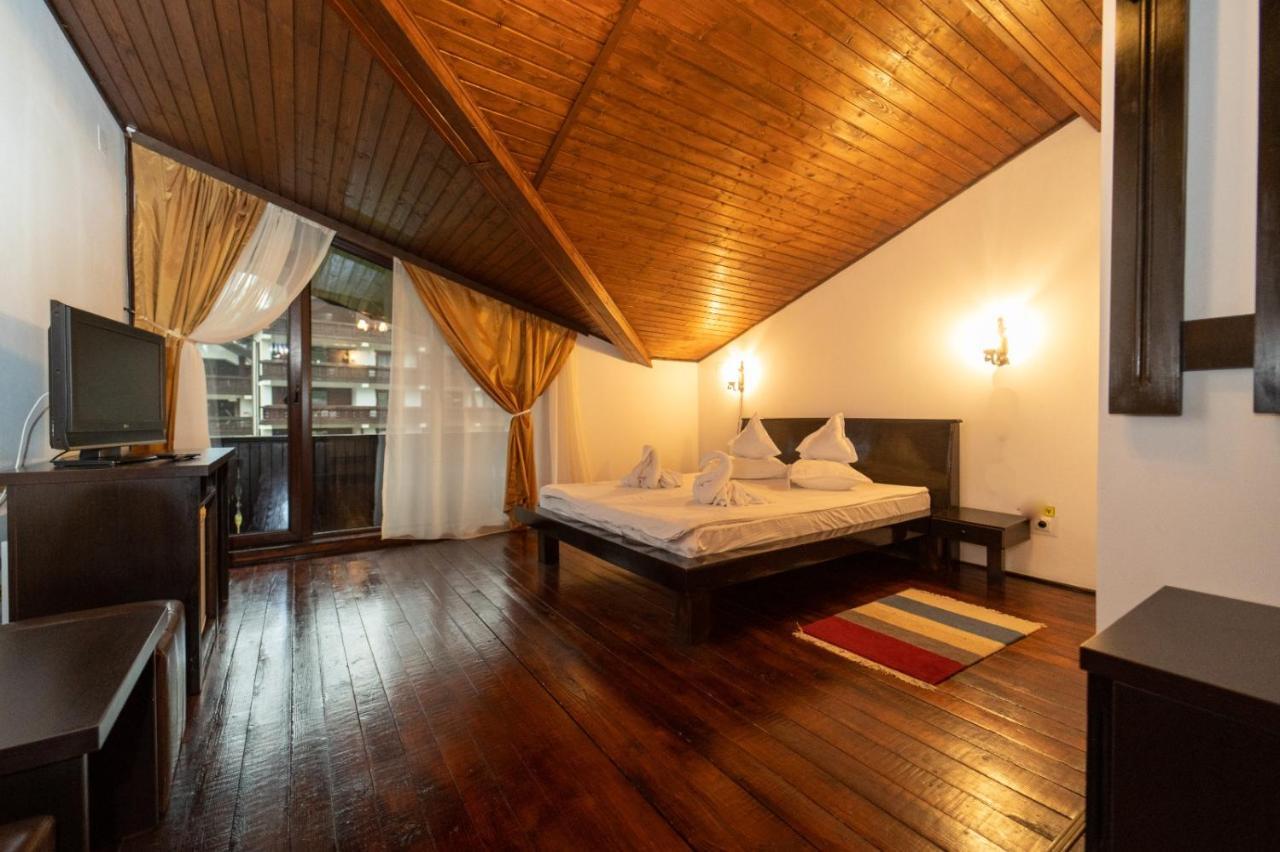 Casa Frent Hotel Predeal Buitenkant foto